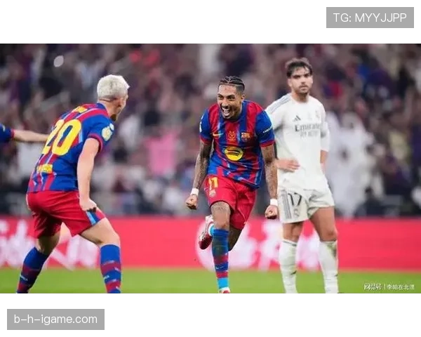 拉菲尼亚伤情不明复出时间待定,球队遭遇严峻挑战 拉菲尼亚伤情不明复出时间待定,球队遭遇严峻挑战